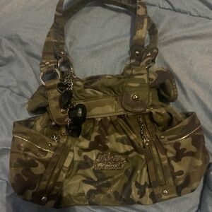 Hobo style bag